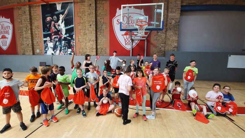 Grundschule Heuchelhof Basketball